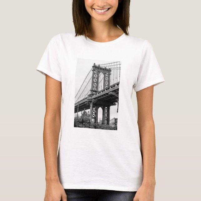 Camiseta Ponte Manhattan em preto e branco (Frente)