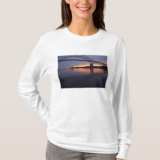 Camiseta Ponte Sagamor sobre o canal Cape Cod, 2 (Frente)