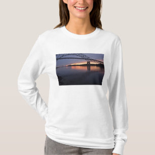Camiseta Ponte Sagamore sobre o canal de Cape Cod, 2