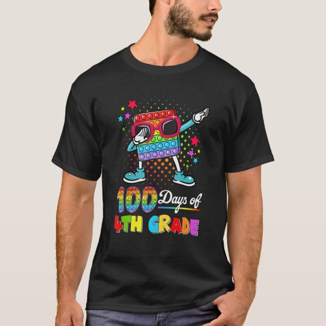 Camiseta Poppin' Dabbing 100 Days Of 4th Grade Happy 100th  (Frente)