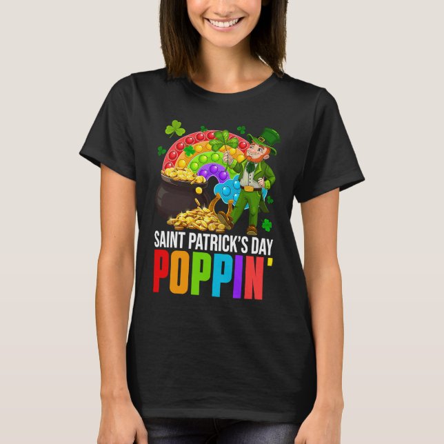 Camiseta Poppin' Leprechaun & Pop It Rainbow Saint Patricks (Frente)