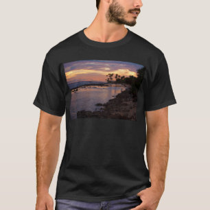 Camiseta Por do sol do perto do oceano de Majuro