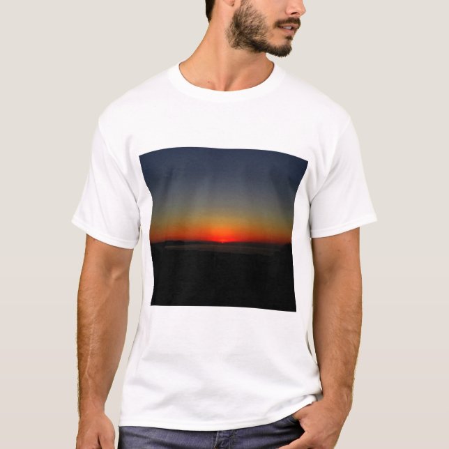 Camiseta Pôr do sol na água (Frente)
