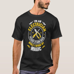 Camiseta Por Favor, Afaste-Se Do Eletro.