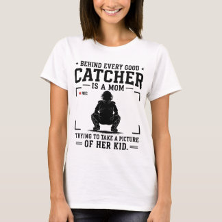 Camiseta Por trás de todo bom receptor está uma mãe tentand