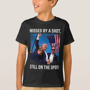 Camiseta Por um Tiro Donald Trump Momento Histórico 