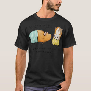 Camiseta Porcos-guineenses Vestindo Pantalões de Baggy