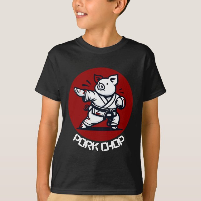Camiseta Pork Chop Karate Pig Funny Pun Martial Arts  (Frente)