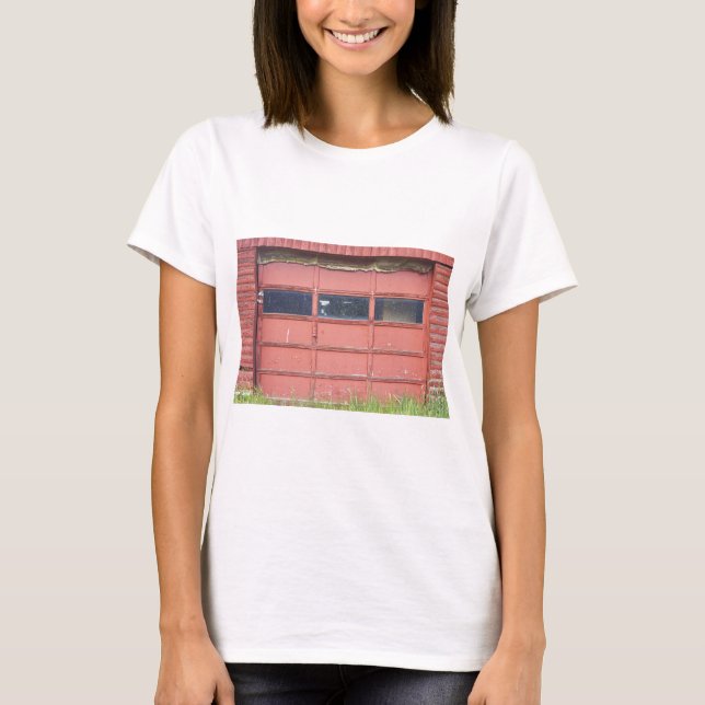 Camiseta Porta vermelha da garagem (Frente)
