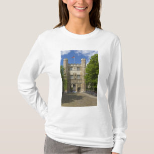 Camiseta Portão do Trinity College e fileiras de bicicletas