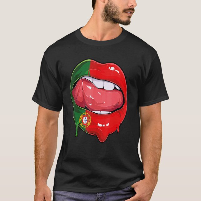 Camiseta Portugal Fan Flag South Soccer Português (Frente)