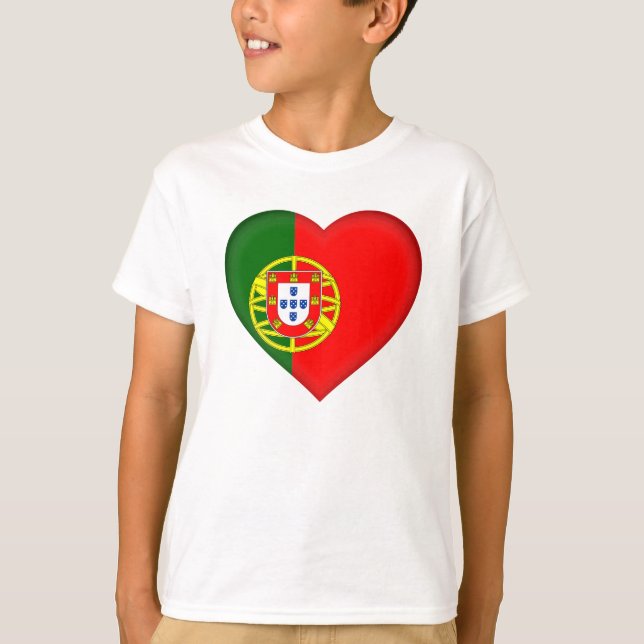 Camiseta Portugal Flag Heart Shirt (Frente)