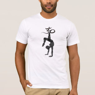 Camiseta pose de yoga em parada de mãos preto com símbolo o