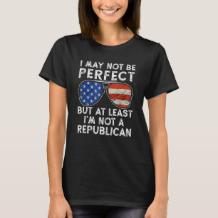 Camiseta Posso não ser perfeito, mas pelo menos não sou rep