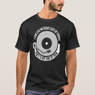 Camiseta Posso Viver Sem Muitas Coisas, Vinil.