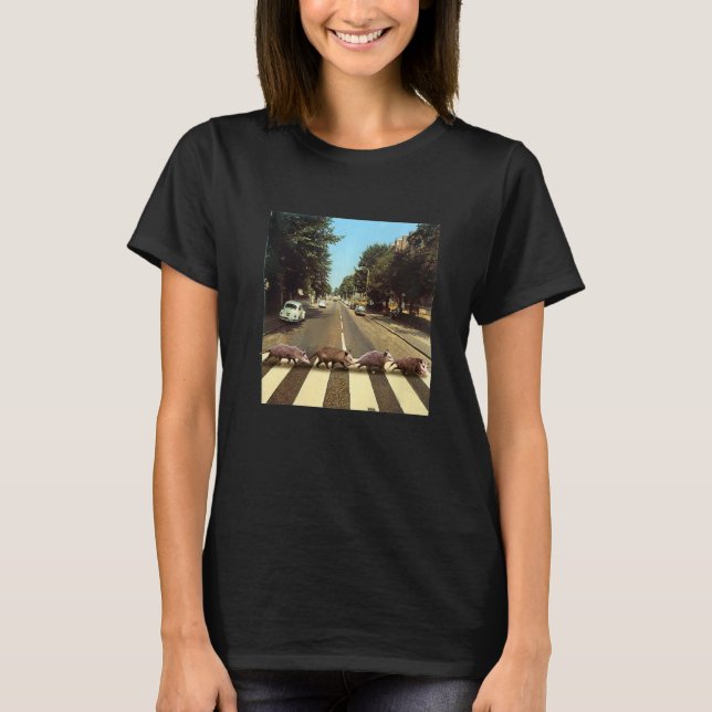 Camiseta Possums Road Crossing Parody  Opposum (Frente)