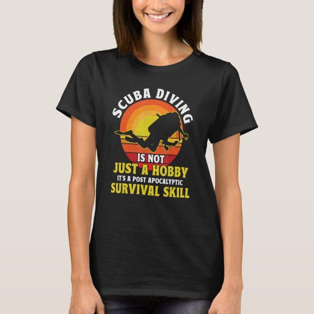 Camiseta Posto Scuba Divisor Apocalyptic Survival Skill Scu (Frente)
