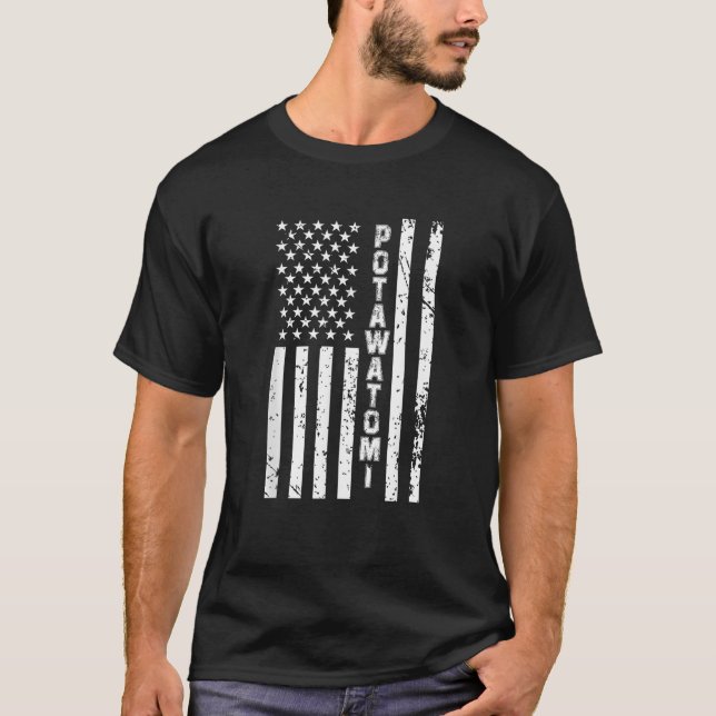 Camiseta Potawatomi Bandeira Americana Patriótica T (Frente)