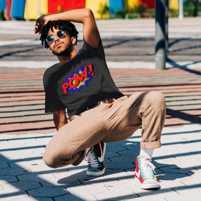 Camiseta POW! Efeito de Texto em Quadrinhos de Pop de Vinta (Criador carregado)