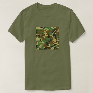 Camiseta Praça de Padrões de Camo Woodland em fatias