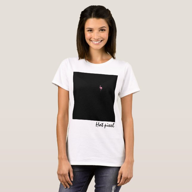 Camiseta Praça negra com um pixel quente flamingo engraçado (Frente Completa)