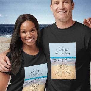Camiseta Praia Azul empoeirada com 2 Corações na Areia
