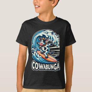Camiseta Praia Cowabunga Surfando Vaca Prancha de Surfe Pra