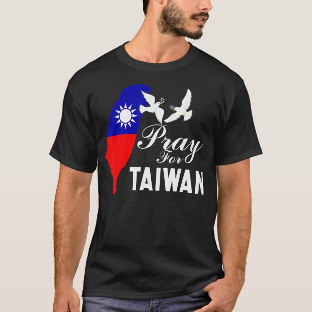 Camiseta Pray For Taiwan Support Taiwanese Flag Heart Men W (Frente)
