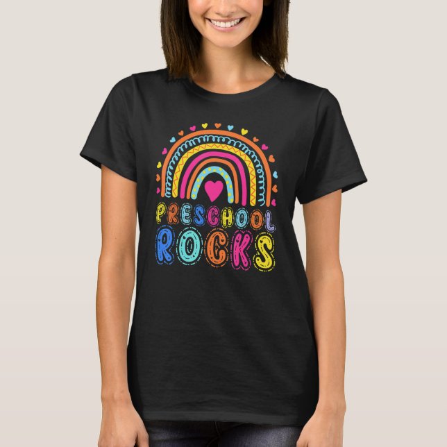 Camiseta Pré-Escolas Rocks Rainbow Girls Professora Hello P (Frente)