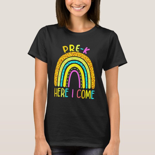 Camiseta Pré-k Aqui Eu Venho Leopard Rainbow De Volta À Esc (Frente)