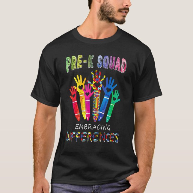 Camiseta Pre K Squad Embracing Differences Autism SPED Teac (Frente)