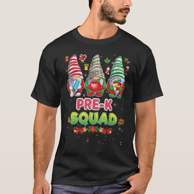 Camiseta Pre K Squad Merry Christmas Gnomes Student Sweater (Frente)