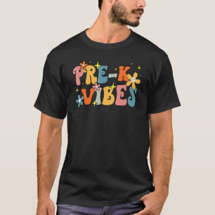 Camiseta Pré K Vibes Equipe Pré-Jardim de Infância Groovy 1