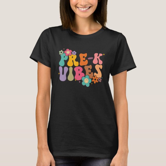 Camiseta Pre K Vibes First Day Preschool Kids Back to Schoo (Frente)