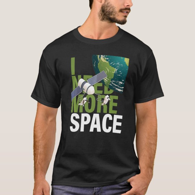 Camiseta Preciso De Mais Astronauta Espacial Rocket Nebula  (Frente)