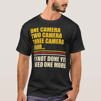 Camiseta Preciso De Mais Uma Câmera E Um Fotógrafo Engraçad