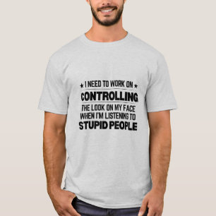 Camiseta Preciso de trabalhar para controlar o olhar na min
