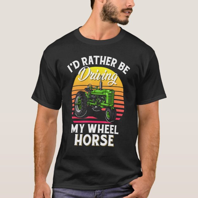 Camiseta Preferencialmentes Id Estão Dirigindo Meu Cavalo D (Frente)