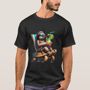Camiseta Preguiça em Tartaruga com Coquetel