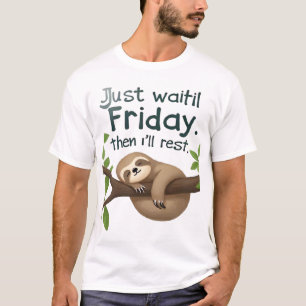 Camiseta Preguiça Engraçada em uma Árvore � Já é Sexta-Feir