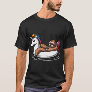 Camiseta Preguiça Montando um Flutuador de Unicórnio