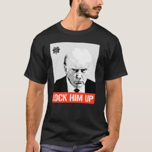 Camiseta Prenda Ele: Foto de Trump na Cadeia