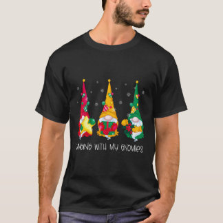 Camiseta Prendendo Com Meus Gnomos Mostra O Fato De Natal