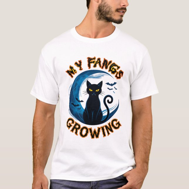 Camiseta Presas Crescentes Halloween Gato Preto Lua Azul Mo (Frente)