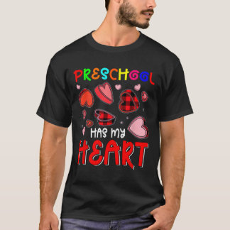 Camiseta Preschool Has My Heart Valentine's Hearts Teacher