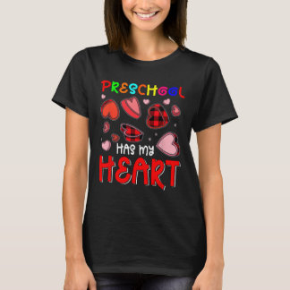 Camiseta Preschool Has My Heart Valentine's Hearts Teacher