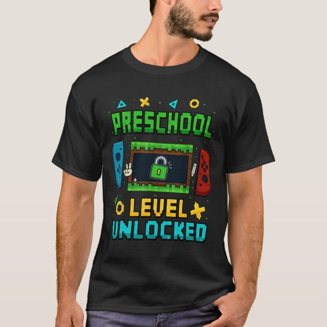 Camiseta Preschool Level Unlocked Ck To School Pixel Art Ga (Frente)