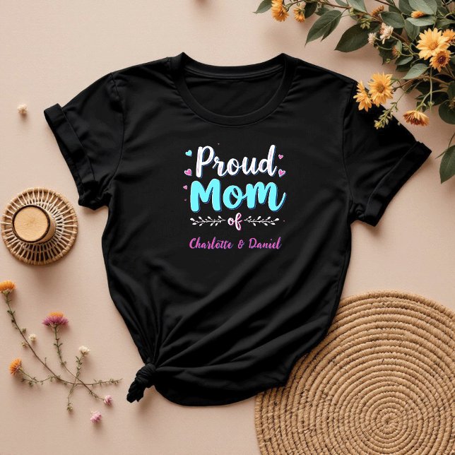 Camiseta Presente da mãe personalizada | Orgulhosa Mãe do N (Criador carregado)