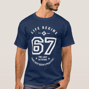 Camiseta Presente De 67 Anos   67.o Aniversário - Ideias de