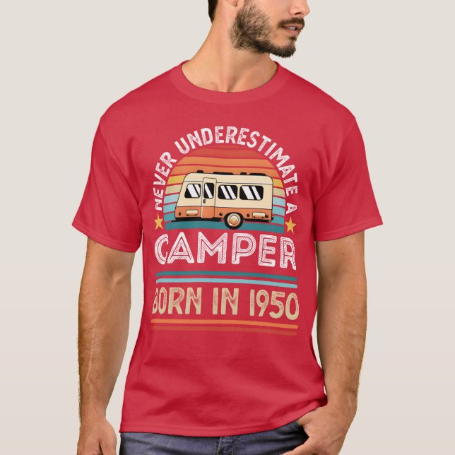 Camiseta Presente de acampamento para aniversariante de 70  (Frente)